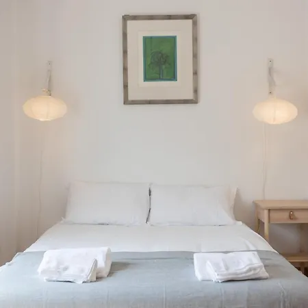 Апартаменты Spacious Flat In Costa Caparica By Soulplaces