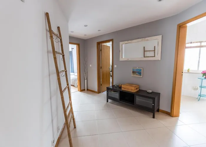 Appartamento Spacious Flat In Costa Caparica By Soulplaces